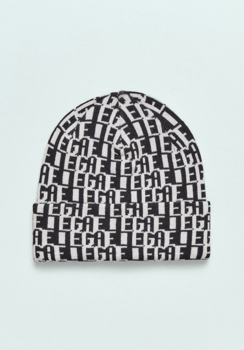 CAPPELLO IN MAGLIERIA JACQUARD CON LOGO ALL OVER